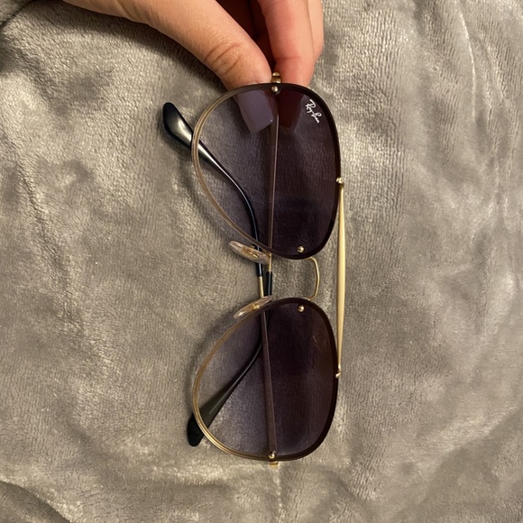 Rayban blue lense gold frame aviator sunglasses with case - Picture 2 of 6